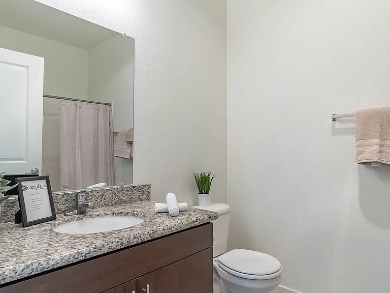 Riverplace Apartment Homes — Photo 21