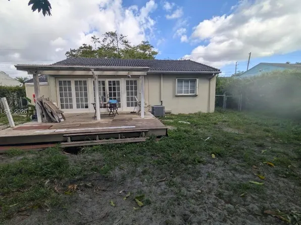 2618 Arthur St, Hollywood, FL 33020