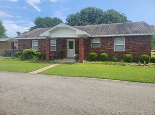 300 N Erie St #1, Canadian, OK 74425