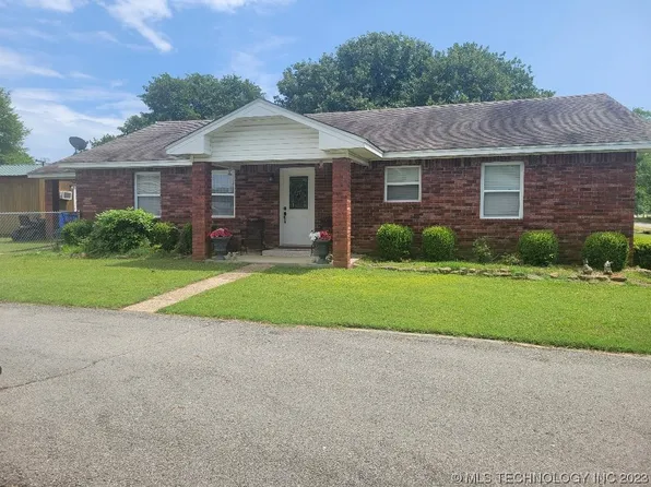 300 N Erie St #1, Canadian, OK 74425