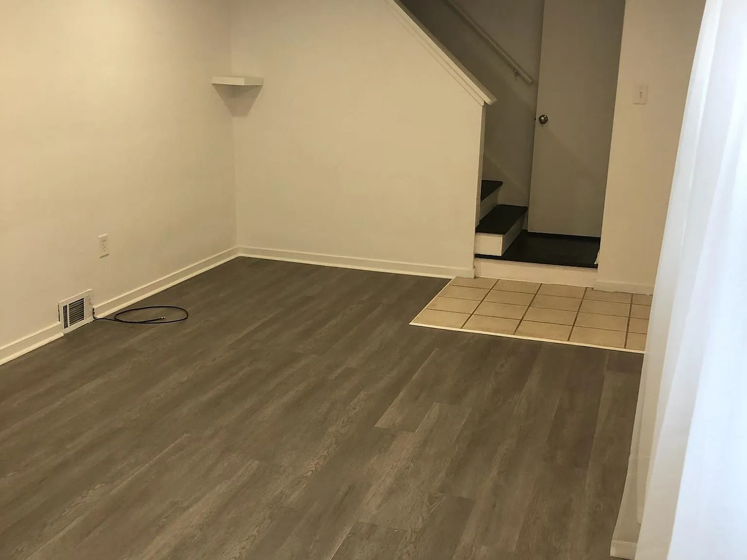 2 bed, 1150 sqft, $1,595 — Photo 2