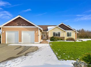 5868 Crystal Springs Ln, Bellingham, WA 98226