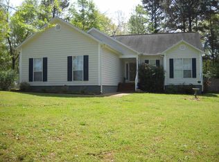 100 Clairmont Dr, Lagrange, GA 30240