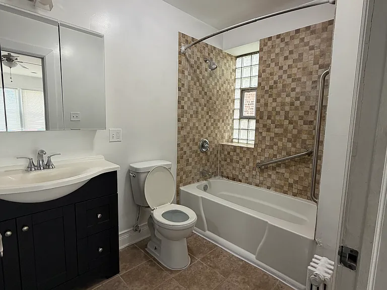 1325 S Independence Blvd #2 — Photo 13