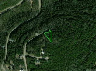 Cherokee Ln, Eureka Springs, AR 72631