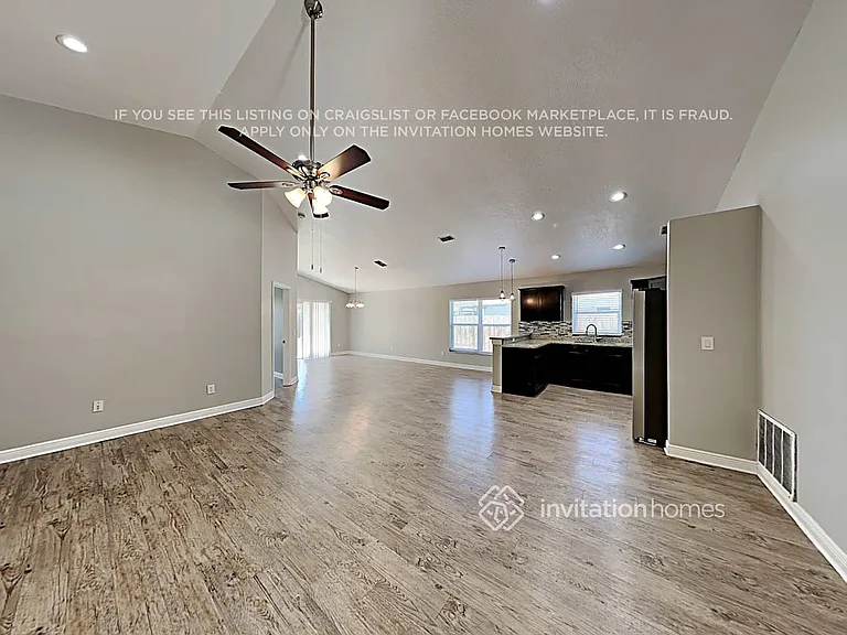 11425 Kenley Cir — Photo 4