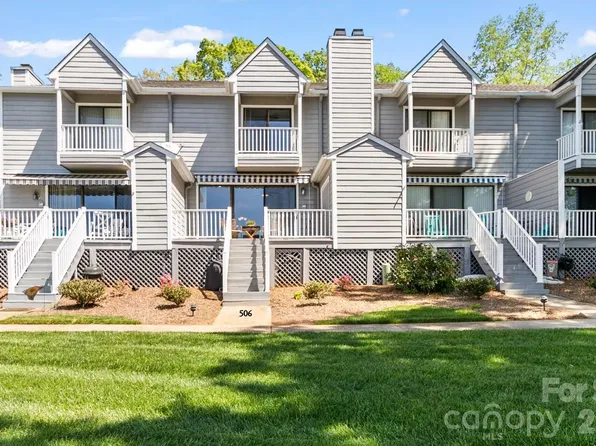 506 Catspaw Ln, Statesville, NC 28677