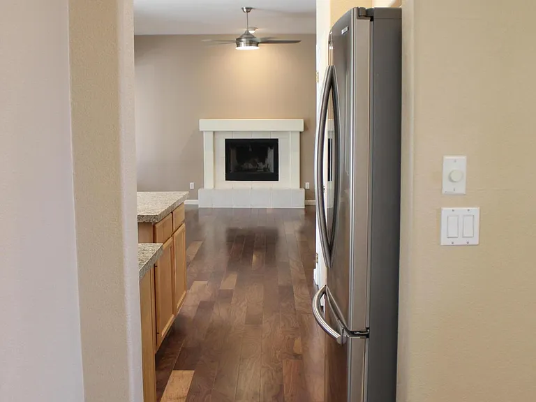 5435 W Buffalo St — Photo 5