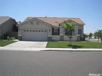 350 Jasmine Ln photo 1