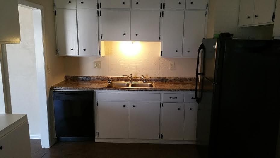 2nd image of 5107 Rock Point St