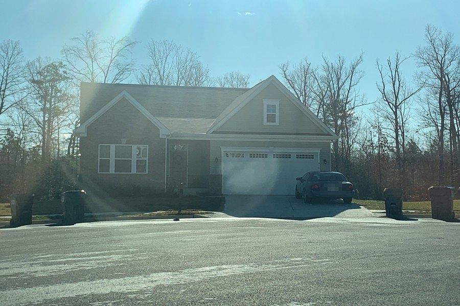 1st image of 9101 Bridgeview Ct
