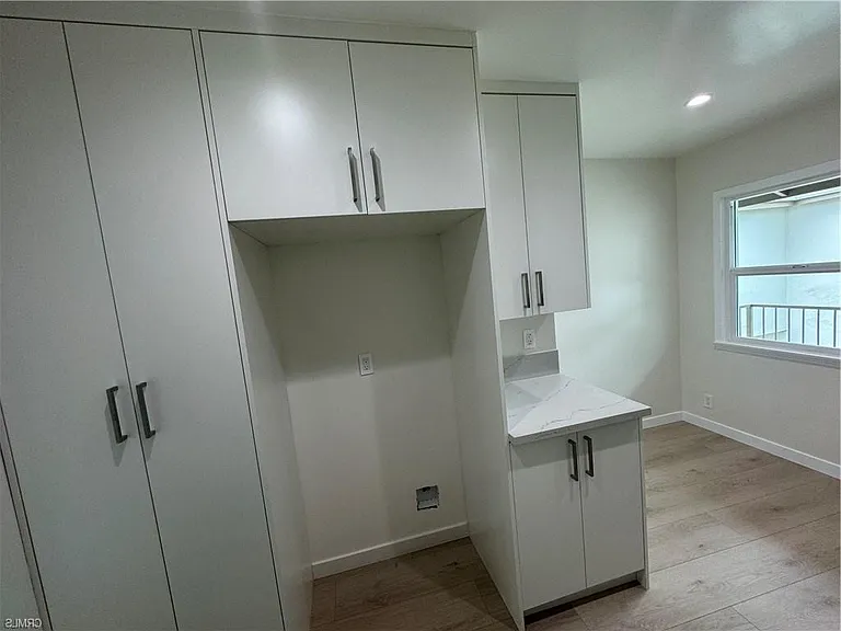 200 S Chevy Chase Dr #1/2 — Photo 5