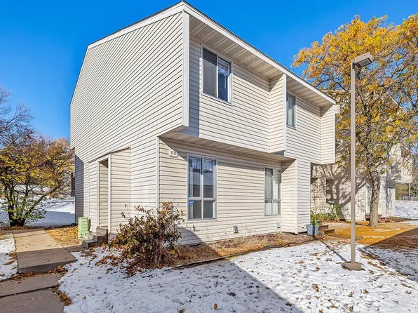 5725 80th Ave N, Brooklyn Park, MN 55443