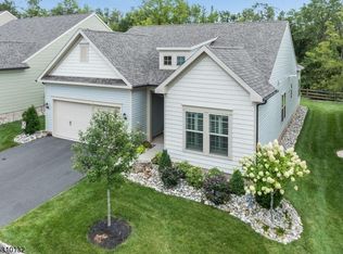 31 Tate Rd, Flemington, NJ 08822