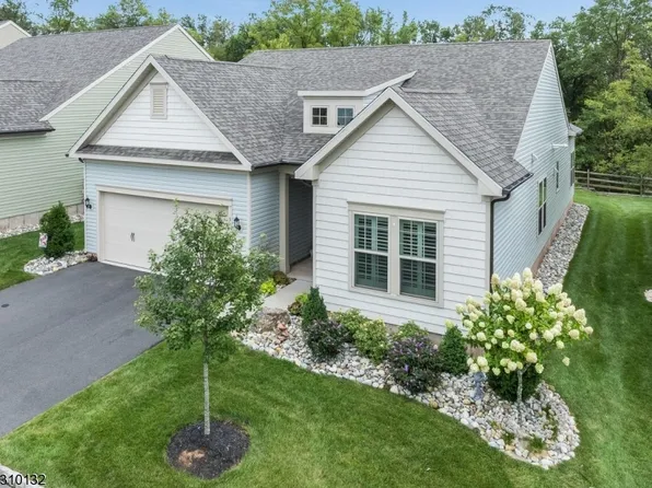 31 Tate Road, Raritan Twp., NJ 08822