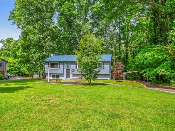 4521 Redding Ct, Trinity, NC 27370