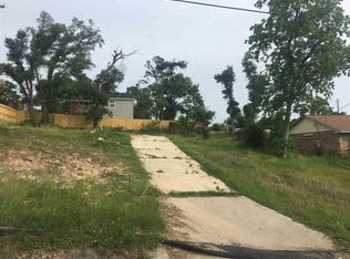 4670 Tradewinds Dr, Pensacola, FL 32514