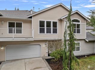 3301 Park Ln APT C, Mount Vernon, WA 98273