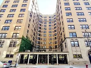 1 bed, 1.5 bath, 850 sqft, $1,760 — Photo 1
