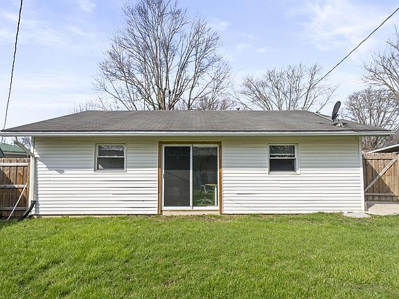 5th image of 100 Saratoga Dr