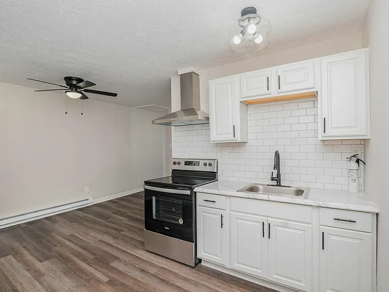 3030 Cleinview Ave #4 — Photo 8