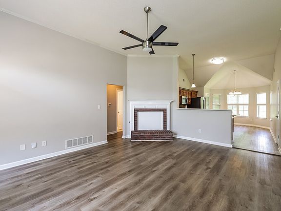 5th image of 2458 Kindlewood Dr