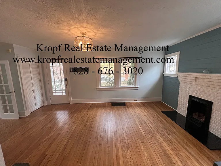 138 Murdock Ave — Photo 4