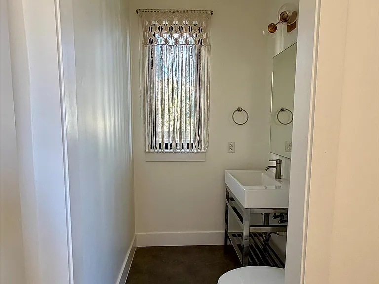 1515 Hether St #B — Photo 11