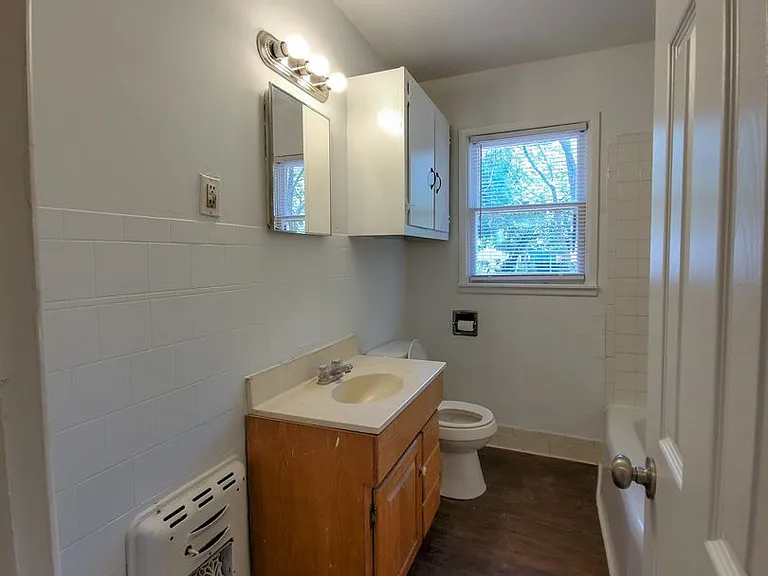 519 E Anna St — Photo 14