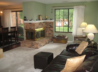 869 Kerry Ln SE #4, Cedar Rapids, IA 52403