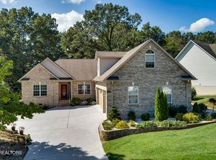 106 Geya Cir, Loudon, TN 37774