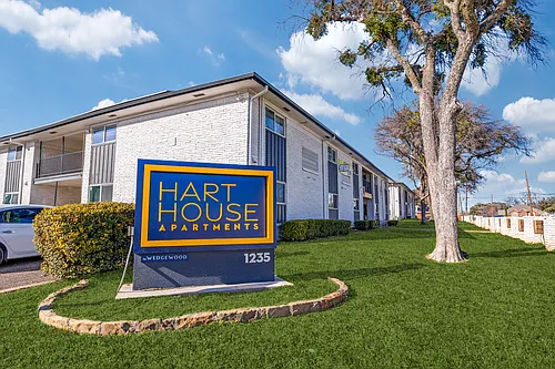 Hart House Apartments Photo 1