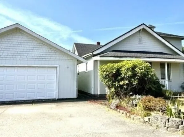 611 11th Street, Blaine, WA 98230