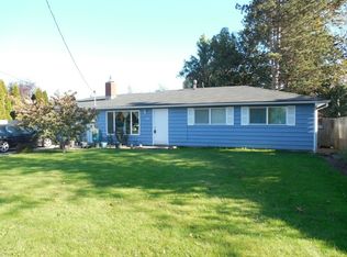360 N 7th St, Harrisburg, OR