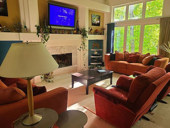 Family room-lots of windows