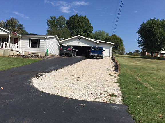 Driveway to Garage