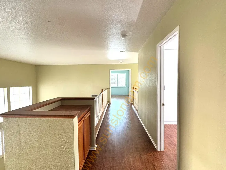 2180 Hedgerow Ln — Photo 15