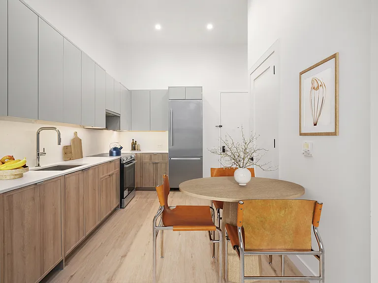 1975 Madison Ave #101 — Photo 5