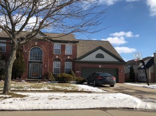 34438 Fontana Dr, Sterling Heights, MI 48312