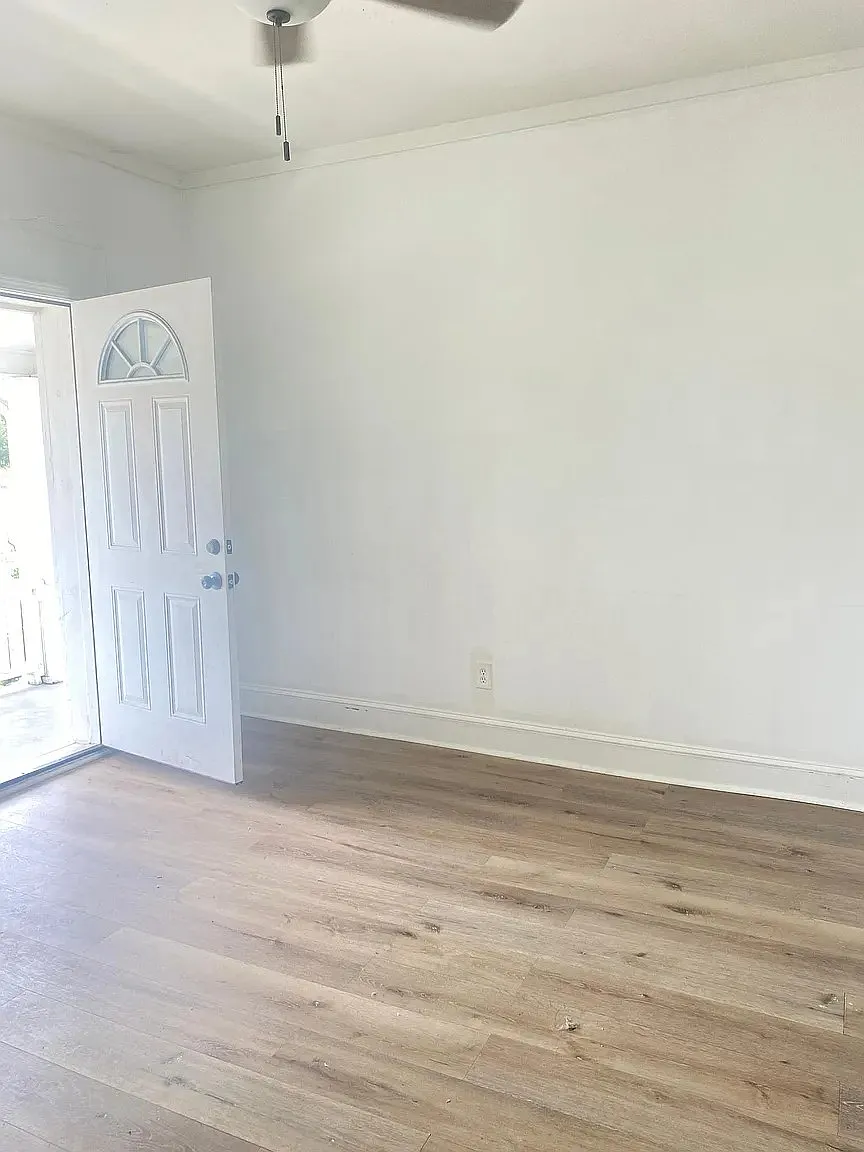 1 bed, 784 sqft, $1,275 — Photo 4