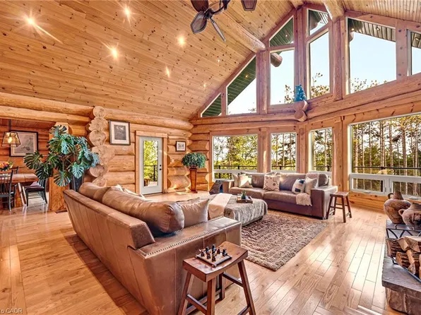 11 Nevis Ridge Dr, Oro Medonte, ON L0L 1T0