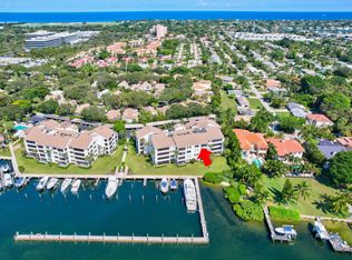 944 Oak Harbour Dr #944, North Palm Beach, FL 33408