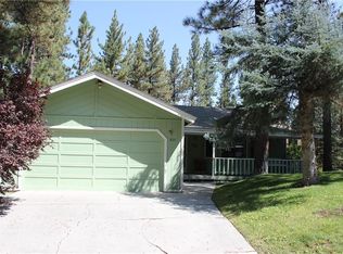 821 Raleigh Dr, Big Bear City, CA 92314