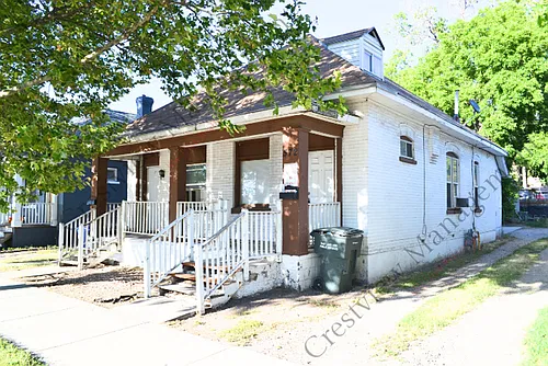 572-574 N 400 W Photo 1