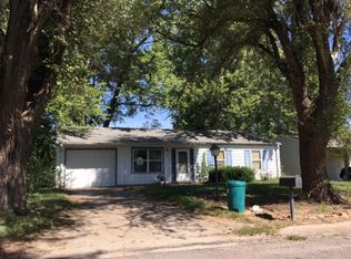 4905 Cheyenne Rd, Saint Joseph, MO 64503