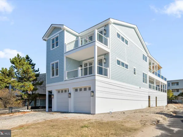 99 1st St, Bethany Beach, DE 19930