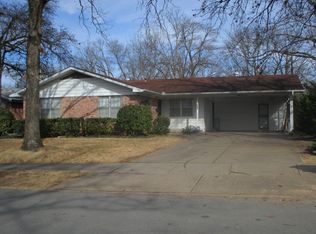 4910 Arlington Dr, N Little Rock, AR 72116