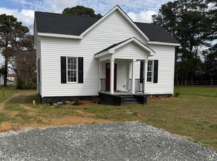305 E Harnett St, Benson, NC 27504