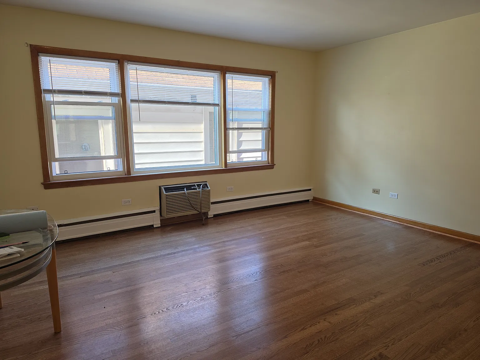 2 bed, 800 sqft, $1,850 — Photo 2
