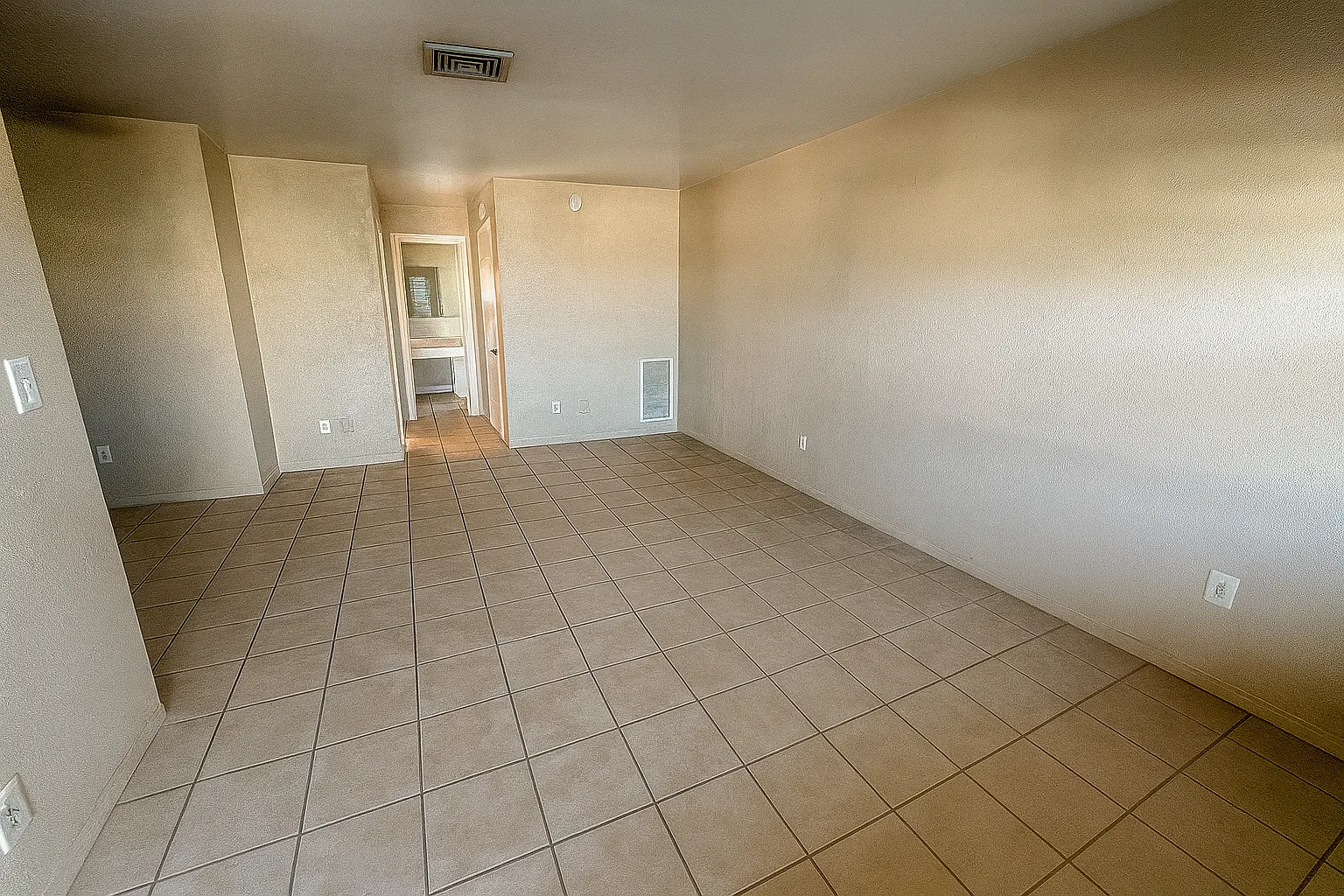 1 bed, 700 sqft, $1,495 — Photo 4